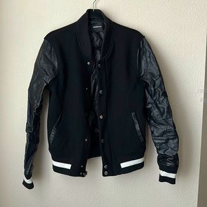 Men’s Member’s Only Varsity Jacket size Medium Black